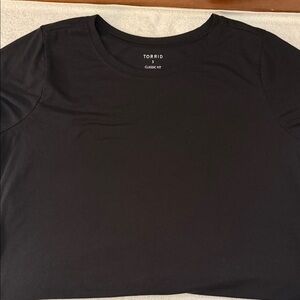 Torrid Classic Fit Basic Layering Short Sleeve Tee Crewneck Round Soft Knit